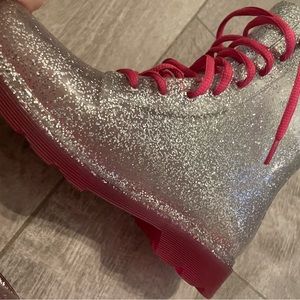 Girls pink/ silver Snow/ Rain boots size 2/3